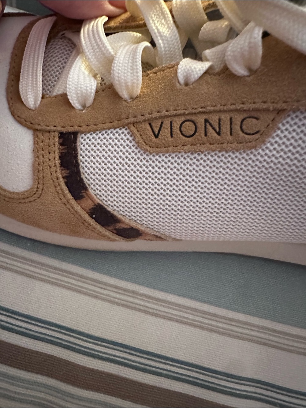 Vionic Women's Monarch Sneaker - White, Tan & Leopard - Picture 2 of 9